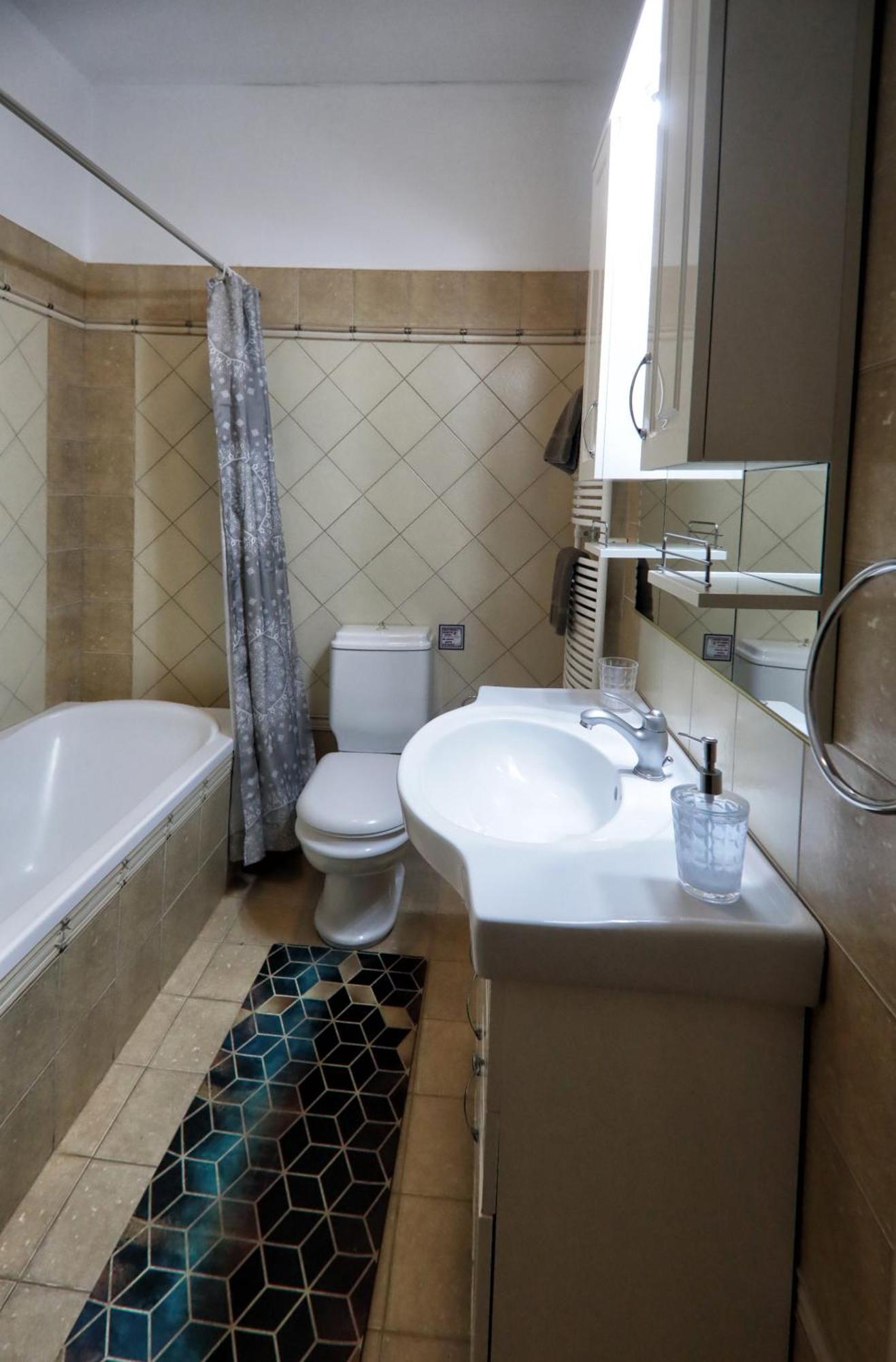 Swan Lake Front Apartment Kastoria Ngoại thất bức ảnh